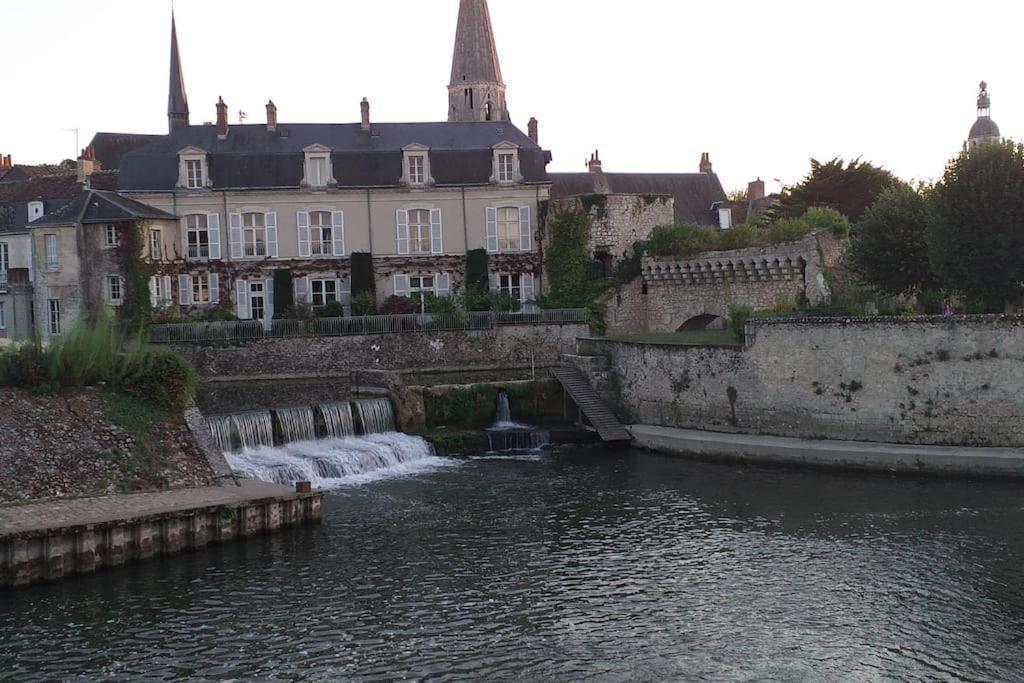 La Tranquillite Proche Des Chateaux De La Loire. Vendôme Exterior foto